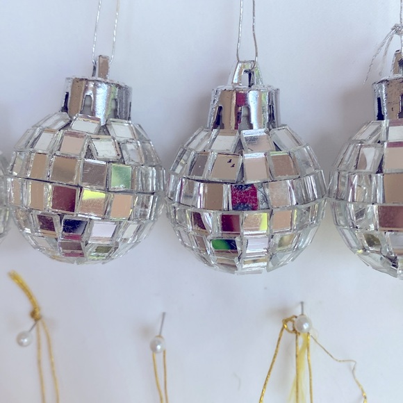 Other - Gently Used Set Of 28 Small Mirrored Globe Christmas Tree Ornament